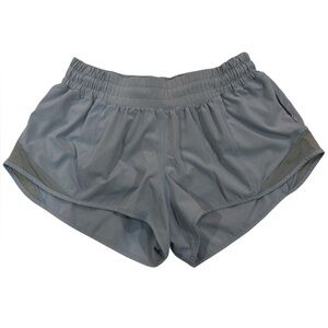 Lululemon Hotty Hot Shorts sz 6